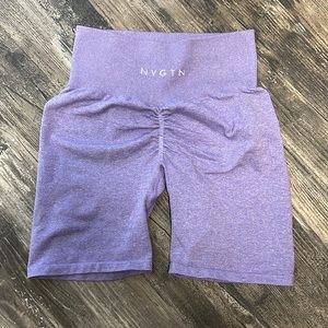 NVGTN scrunch butt shorts!